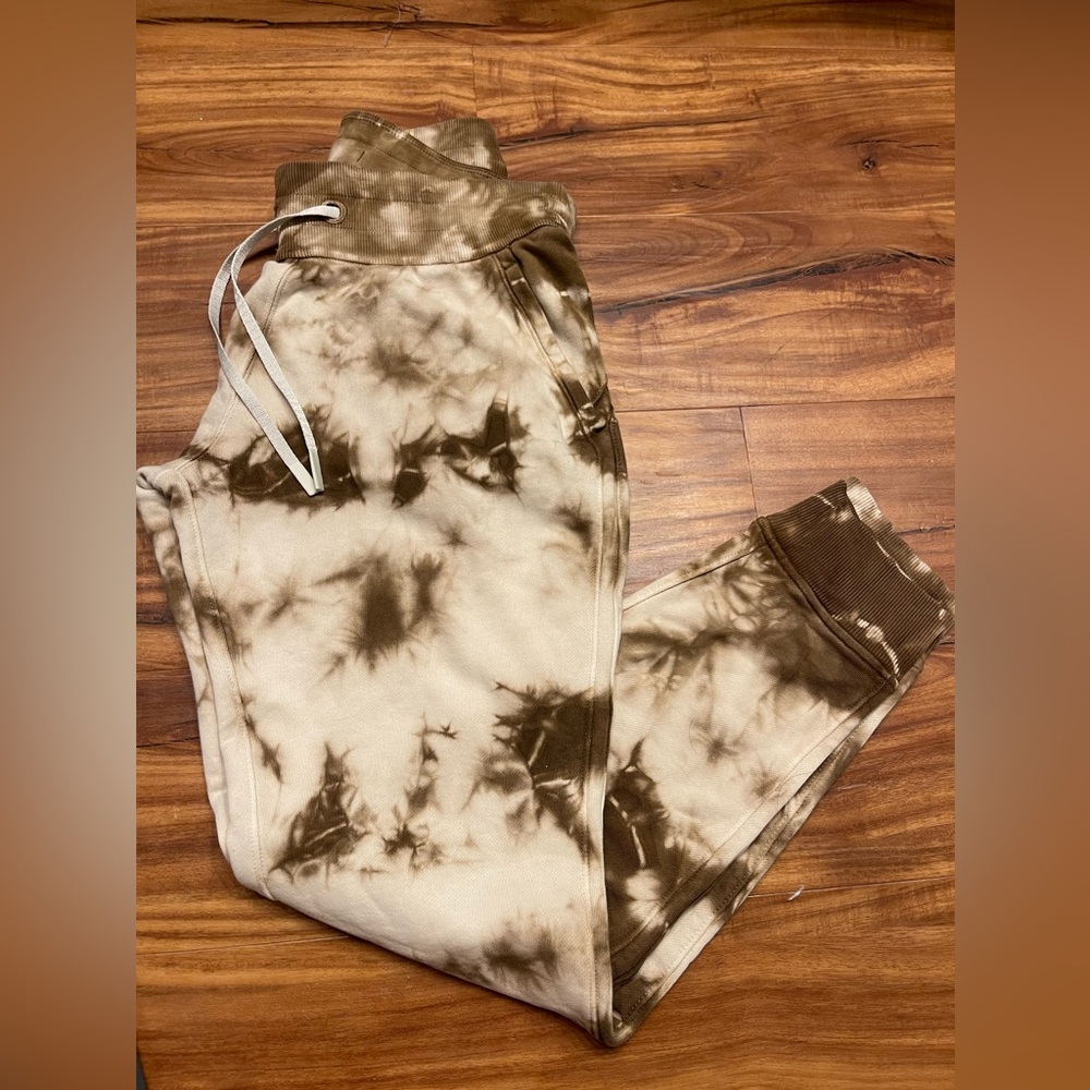 Lulu lemon sweatpants